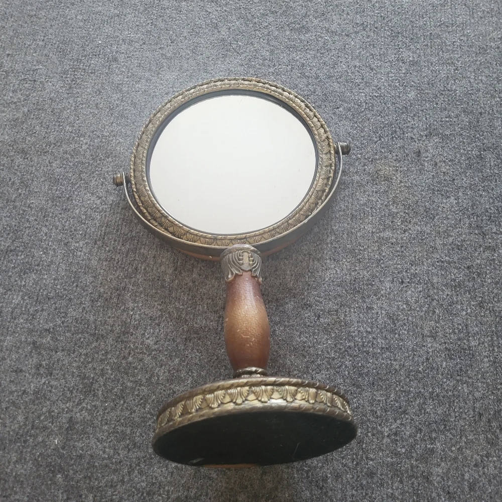 Vintage Style Tabletop Mirror - Picture 4 of 7
